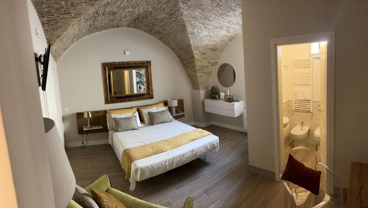 Bed and Breakfast La Fabbrica Di San Pietro Васто Екстер'єр фото