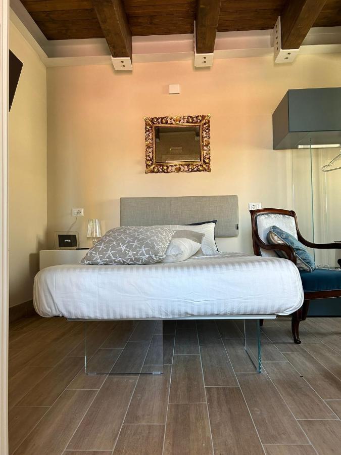 Bed and Breakfast La Fabbrica Di San Pietro Васто Екстер'єр фото